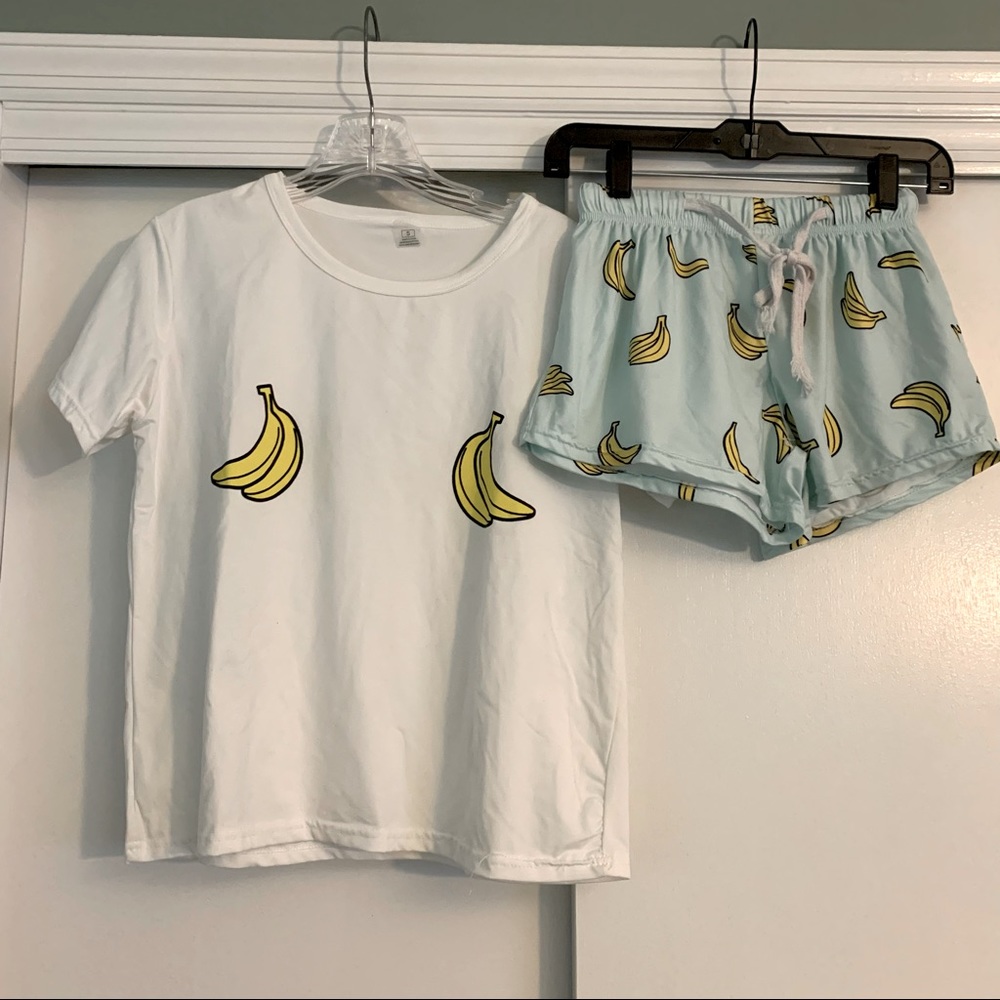 Banana pajama set